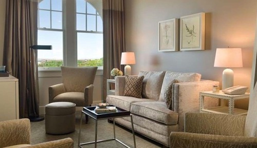 Luxury Suite