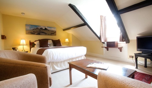Deluxe Double Room (Top Floor)