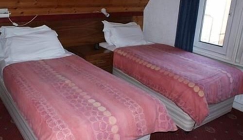 Twin Room, Ensuite (B&B)