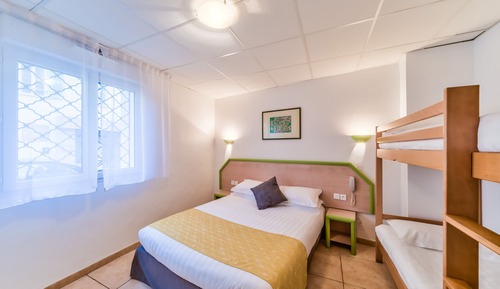 Family Room (2 adultes + 2 enfants)