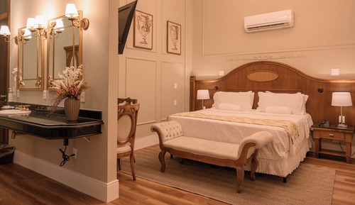 Luxury Suite, 1 King Bed