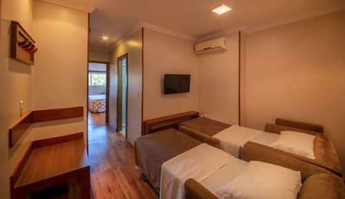 Suite (Master)