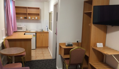 1 Bedroom Apartment