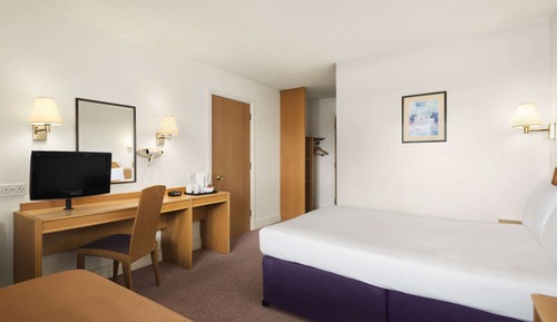 Room, Multiple Beds, Non Smoking, Lake View