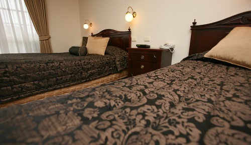 Small Family Suite 