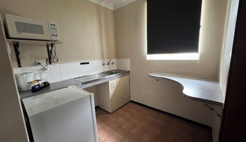 Standard Double Room, Non Smoking, Kitchenette (Queen/Kitchenette)  (Not Pet friendly)