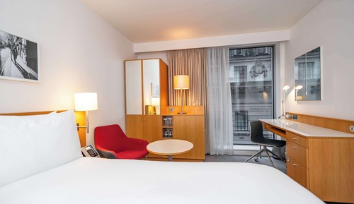 Room, 1 King Bed, Non Smoking