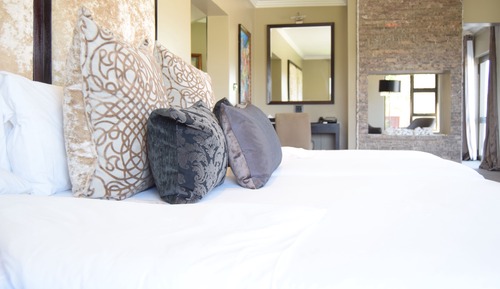 Deluxe Room, Lake View