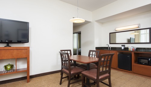 Suite, 1 Bedroom, Accessible (1 King Bed & Sofabed, Roll-in Shower)