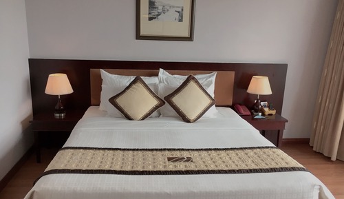Superior Twin Room, City View