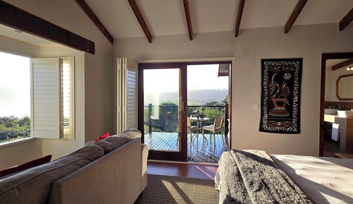 Suite, 1 King Bed, Lagoon View