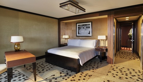 Suite, Balcony (London)