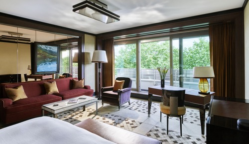 Studio, Balcony (Hyde Park)