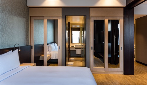 Suite, 1 King Bed