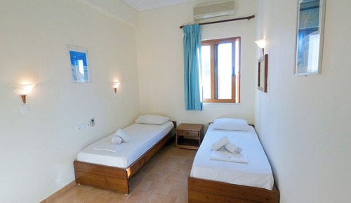 Twin Room, 2 Twin Beds