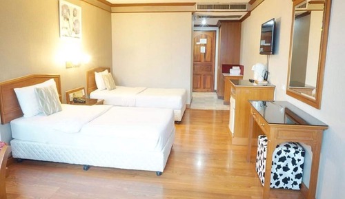 Superior Twin Room