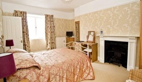 Double Room, Ensuite (The Bamboo)