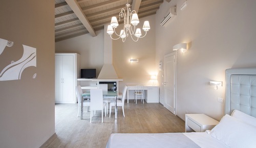 Exclusive Room, Private Pool, Park View