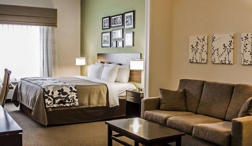 Suite, 1 King Bed, Accessible, Non Smoking