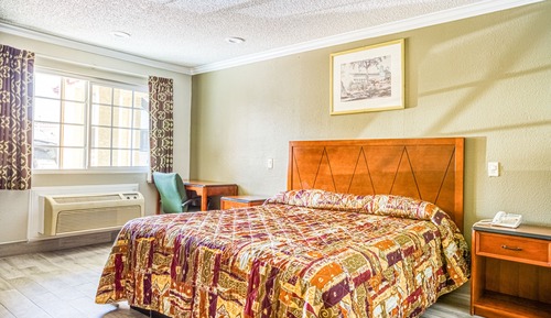 Room, 1 King Bed, Jetted Tub