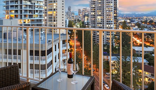 1 Bedroom Apartment - City View