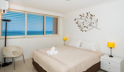 Apartment, 2 Bedrooms, Beachfront