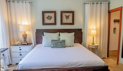 Deluxe Apartment, 1 King Bed, Balcony