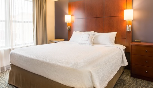 Suite, 1 Bedroom (Hearing Accessible)