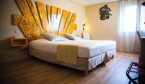 Double Room, 1 King Bed