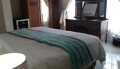 Luxury King Standard Room