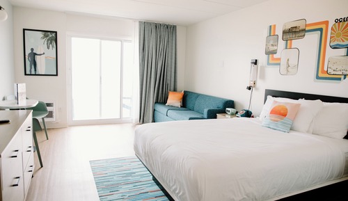 Dunes View 1 King Bedroom Suite, 1 Queen with Pullout Sofa and Balcony