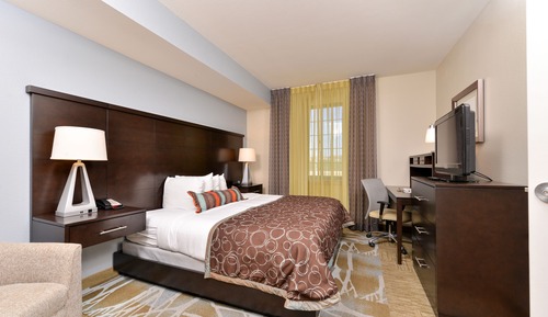 Studio Suite, 1 Queen Bed, Kitchen (Walk-In Shower)