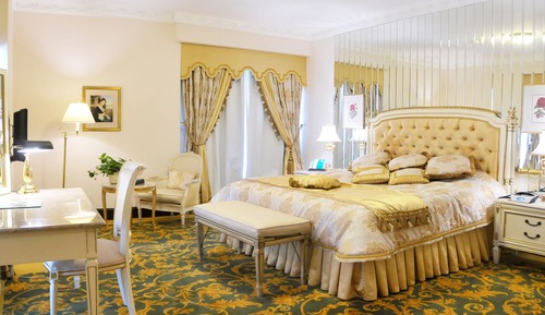 Superior Suite