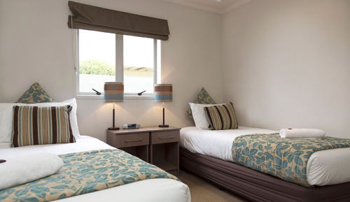 Suite, 3 Bedrooms, Jetted Tub