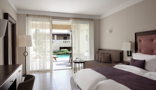 Double/Twin Private Pool Inland View
