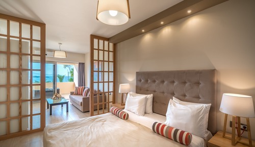Junior Studio Suite
