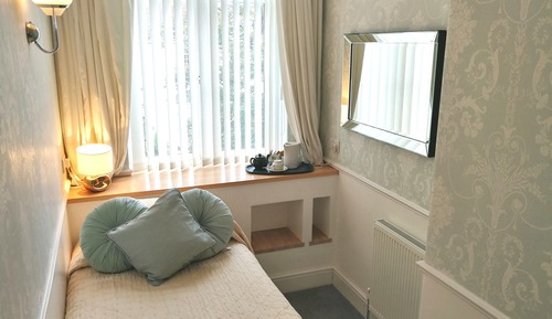 Standard Single Room, Ensuite ((Double Bed))