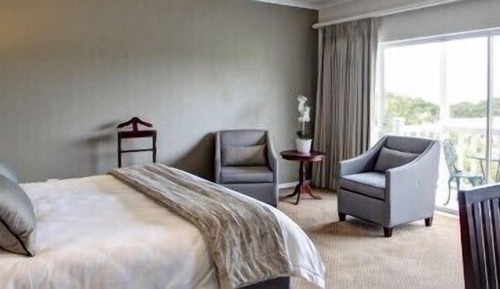 Luxury Suite (4)