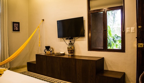 Deluxe Double Room, 2 Double Beds, Garden View