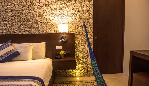 Standard Room, 1 King Bed