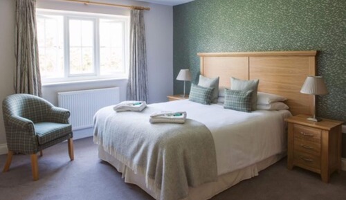 Deluxe Double or Twin Room