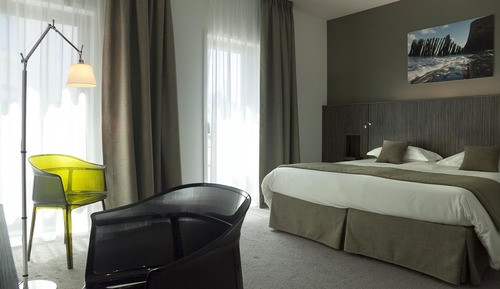 Superior Room, 1 King Bed