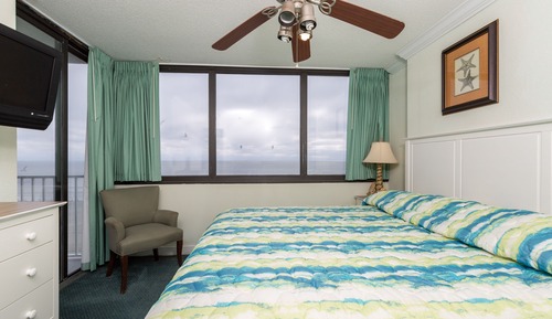 Room, 2 Bedrooms