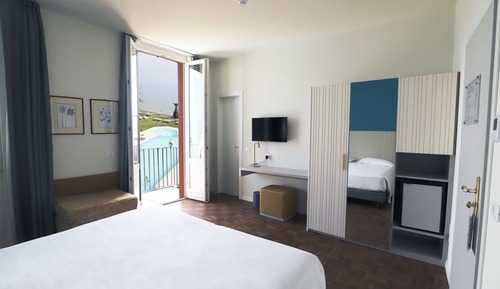 Double Room, Balcony, Lake View