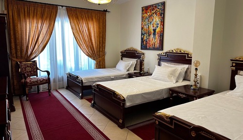 Comfort Triple Room