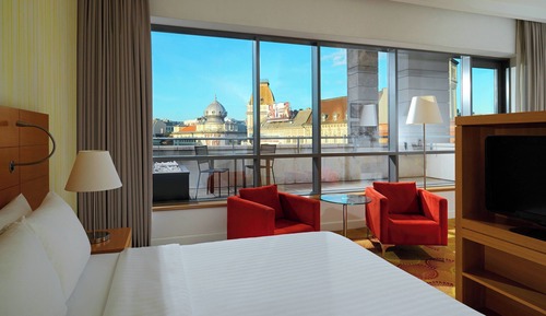 Superior Room, 1 King Bed, Non Smoking, Balcony