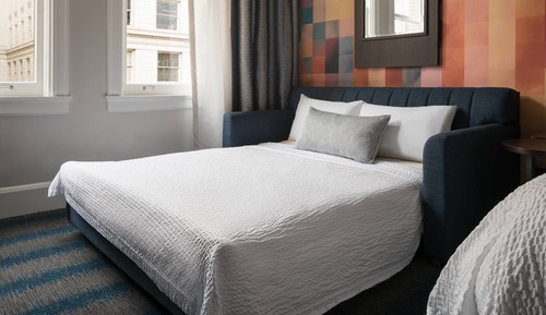 Suite, 1 Bedroom (Hearing Accessible)