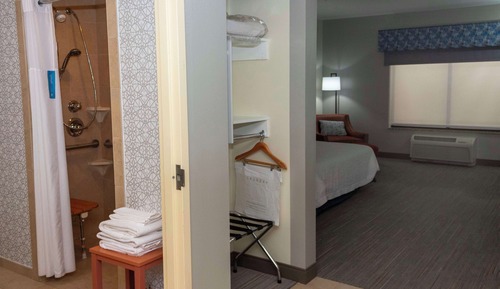 Room, 1 King Bed, Accessible, Non Smoking