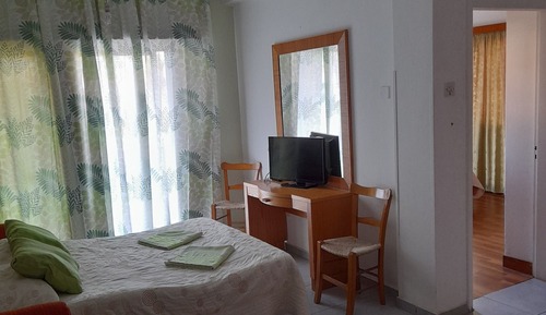 Standard Triple Room, City View