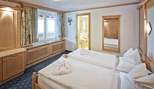 Suite, 2 Bedrooms, Balcony, Mountain View (Schafberg)